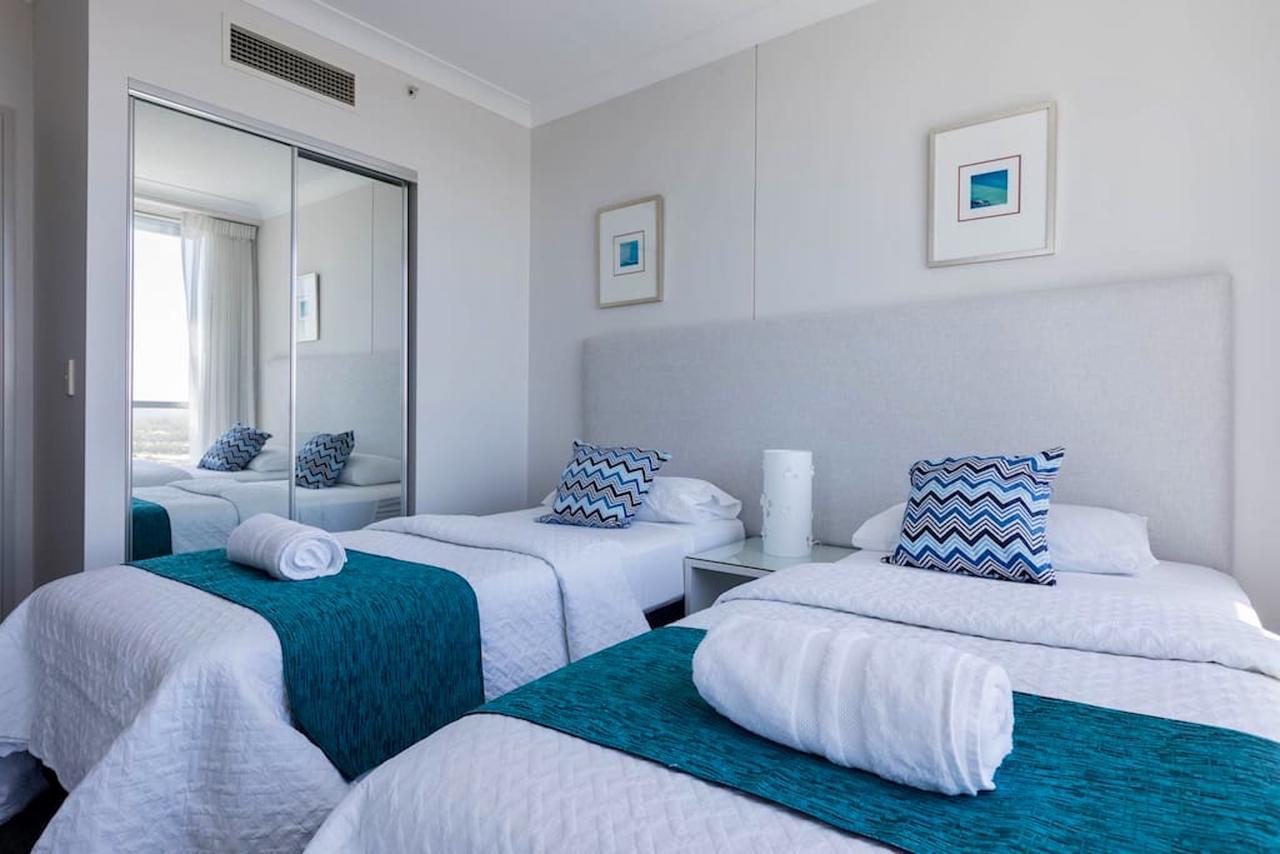 Apartment With Ocean Views Gold Coast Kültér fotó